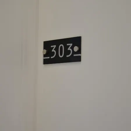Edificio Charles 303 Apartamento