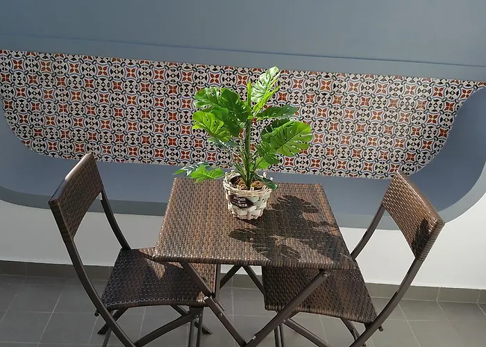 Edificio Charles 303