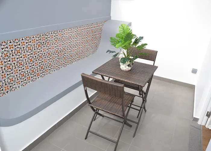 Edificio Charles 303